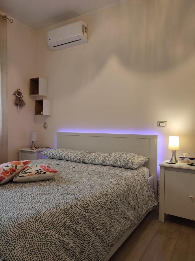 Appartamento Incantevole Con Parcheggio E Giardino 卡塔尼亚 外观 照片