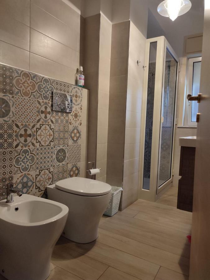 Appartamento Incantevole Con Parcheggio E Giardino 卡塔尼亚 外观 照片