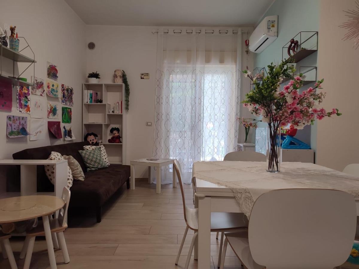 Appartamento Incantevole Con Parcheggio E Giardino 卡塔尼亚 外观 照片